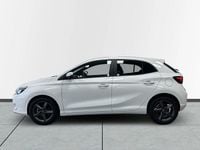 Begagnad MG MG3 Luxury 195 HK (143 kW) 2024 Vit Halvkombi