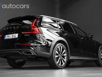 Begagnad Volvo V60 CC 197 HK (144 kW) 2021 Svart Kombi