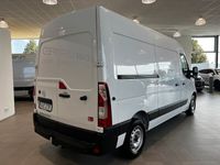 begagnad Nissan Interstar 150HK L2H2 M/T 3.5T FW|N-CONNECTA|DEMO