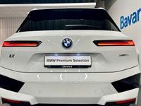 begagnad BMW iX iXxDrive40 Sport Innovation Drag H/K Värmare