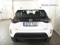 begagnad Toyota Yaris Cross 1.5 Elhybrid Active P-sensorer Euro 6 2023, Halvkombi