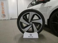 Begagnad VW Golf VII GTI 245 HK (180 kW) 2017 Vit Halvkombi