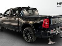 Ny RAM 1500 548 HK (403 kW) 2025 Svart Pickup