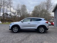 begagnad Hyundai Tucson 1.6 T-GDI 4WD, GPS, Panorama, Skinn, Dragkrok