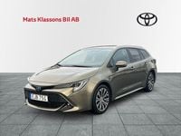 Begagnad Toyota Corolla Style 124 HK (91 kW) 2020 Grön Kombi