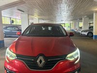 Begagnad Renault Mégane III 132 HK (97 kW) 2016 Röd