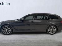begagnad BMW 530 i xDrive Touring Sportline | HiFi | Drag | Värmare