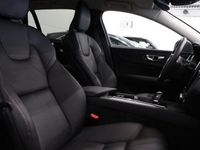 begagnad Volvo V60 CC B4 AWD Aut* VoC *360 Kamera *Läder