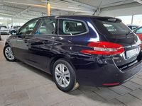 begagnad Peugeot 308 SW 1.6 BlueHDI Aut Active EU6 "" 2017, Halvkombi