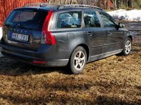 begagnad Volvo V50 1.8 ! Resevdelsbil !