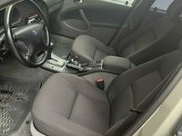 Begagnad Saab 9-5 Linear 150 HK (110 kW) 2005 Grön (silver) Kombi