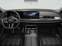 begagnad BMW M760 xDrive/ M Performance-paket/ Executive/ Crystal