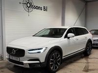 Begagnad Volvo V90 CC Momentum 190 HK (139 kW) 2020 Vit Kombi