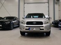 begagnad Toyota RAV4 2.0 VVT-i 4x4 M-Värm Drag 2-Ägare 152hk