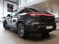 Begagnad Porsche Macan 330 kW (449 HK) 2024 Grå (volcano grey metallic) SUV