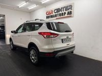 Begagnad Ford Kuga Titanium 150 HK (110 kW) 2014 Vit SUV