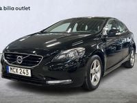 Begagnad Volvo V40 Kinetic 122 HK (89 kW) 2015 Svart Halvkombi