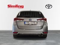 begagnad Toyota Auris 1,8 Touch&Go Edt / Navi / Vinterhjul