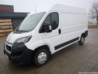 begagnad Peugeot Boxer 335 2.0 BlueHDi Skåp 140hk Momsbil Backkamera Navi Svensksåld 1 ägare