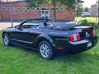 begagnad Ford Mustang V6 Convertible