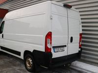 begagnad Peugeot Boxer Van 335 2.0 BlueHDi Euro6 Värmare KAMREMBYT