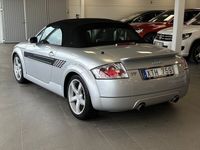 begagnad Audi TT Roadster Quattro 1.8 T 225hk Helskinn