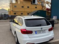 Begagnad BMW 318 M Sport 150 HK (110 kW) 2017 Vit Kombi