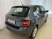 Begagnad Skoda Fabia Style 95 HK (69 kW) 2021 Grå Halvkombi