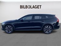 Begagnad Volvo V60 CC Ultimate 253 HK (186 kW) 2024 Svart Kombi