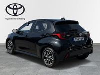 begagnad Toyota Yaris Hybrid 1,5 5D ACTIVE PLUS VINTERHJUL INGÅR 2023, Halvkombi