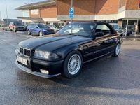 Begagnad BMW 320 Cabriolet M Sport 150 HK (110 kW) 1996 Svart Cab