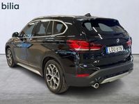 begagnad BMW X1 xDrive 25e X-Line Panorama Backkamera HiFi Nav Drag 2021, SUV