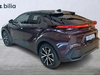Begagnad Toyota C-HR Style 226 HK (166 kW) 2024 Lila SUV