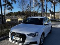 begagnad Audi A3 Sportback 35 TFSI Attraction, Proline Euro6(1 ägare)