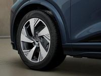 Ny Audi Q6 Sportback e-tron S-Line 185 kW (252 HK) 2025 Blå (plasmablå metallic) SUV