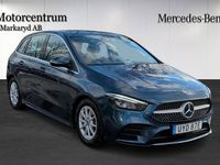 Begagnad Mercedes B180 Advantage 136 HK (100 kW) 2020 Blå Minibuss