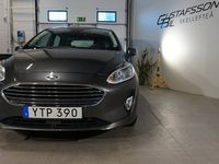 begagnad Ford Fiesta 5-dörrar 1.Aut inkl mv och vhjul