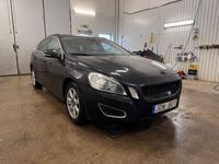 begagnad Volvo V60 D4 AWD Geartronic Momentum Euro 5