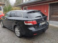 begagnad Toyota Avensis kombi 2.2 D-CAT Euro 5