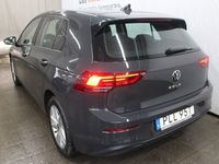 begagnad VW Golf VIII 1.0 TSI 110hk Värmare/P-sensorer