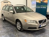 Begagnad Volvo V70 Kinetic 146 HK (107 kW) 2010 Ljusbrun Kombi