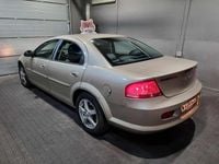 Begagnad Chrysler Sebring 203 HK (149 kW) 2005 Ljusgul Sedan