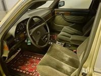 Begagnad Mercedes 280 SE 185 HK (136 kW) 1985 Sedan