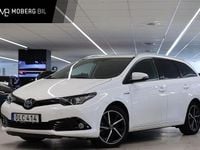 Begagnad Toyota Auris Touring Sports 136 HK (100 kW) 2018 Vit Kombi