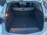 Begagnad Opel Astra 140 HK (102 kW) 2012 Kombi