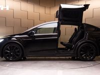 begagnad Tesla Model X Plaid / 22" Turbine-fälgar / Yoke / Kolfiber
