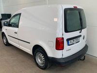 begagnad VW Caddy 1.2 TSI Drag B-Värme Nyservad 84hk 2016