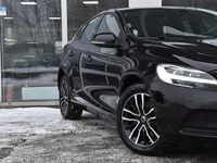 Begagnad Volvo V40 150 HK (110 kW) 2016 Svart Halvkombi