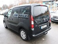 begagnad Peugeot Partner Tepee 5-sitsig S-V HJUL Drag P-sensor Värme