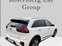 Begagnad Kia Niro Advance 141 HK (103 kW) 2021 Vit SUV